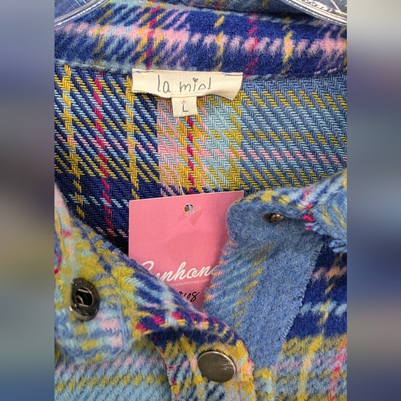 LA MIEL Plaid Shacket - Picture 7 of 7